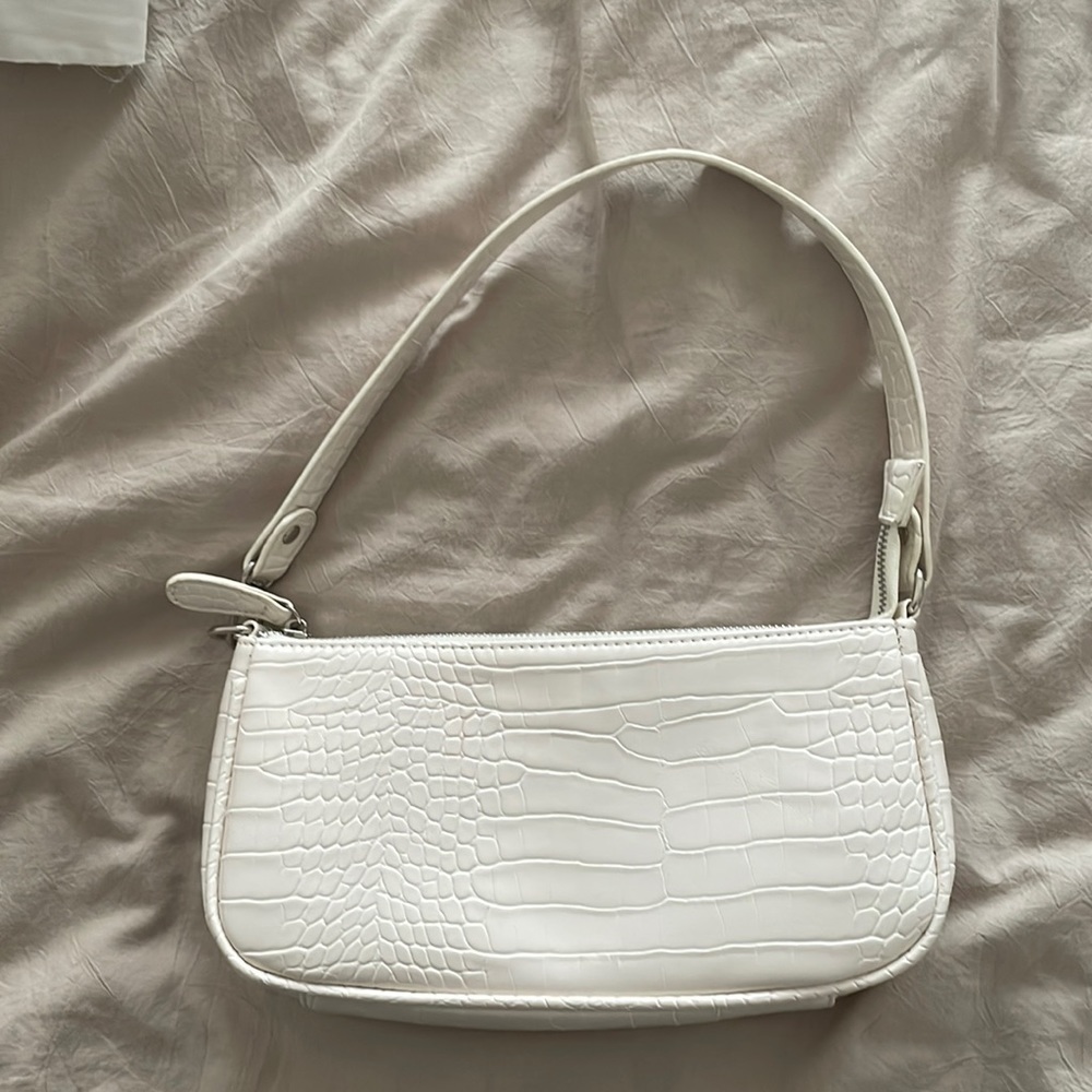 White Shoulder Bag